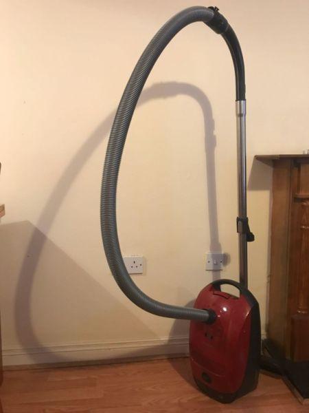 Hoover or Vacuum Cleaner - Moving out sale!!!