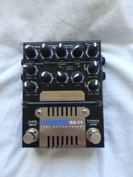 AMT SS-11a tube preamp