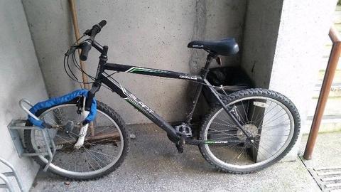 Used Bike ! Solid lock GRATIS!