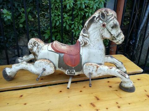 Vintage tin plate horse