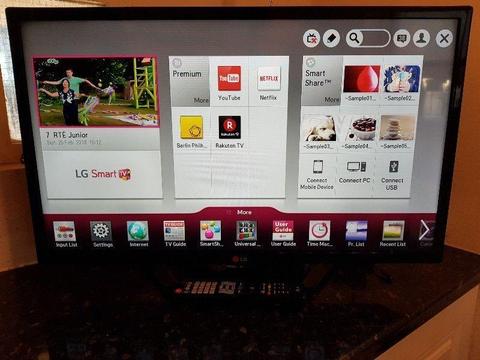 LG 32'' Widescreen 1080p Full HD Wi-Fi Smart TV