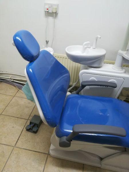 dental chair -excellent condition 1 year old