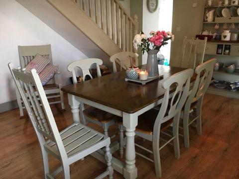 Country Table & Chairs