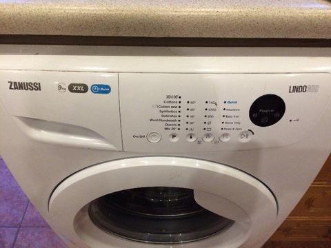 Zanussi 9kg washing machine less than 6 months old