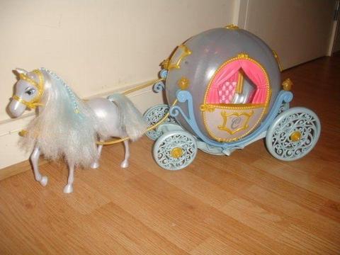 Disney Princess Cinderella Carriage & Cinderella Barbie