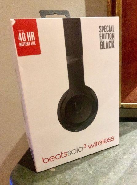 Black Beats Solo3 Wireless by Dr. Dre - Brand new, unopened