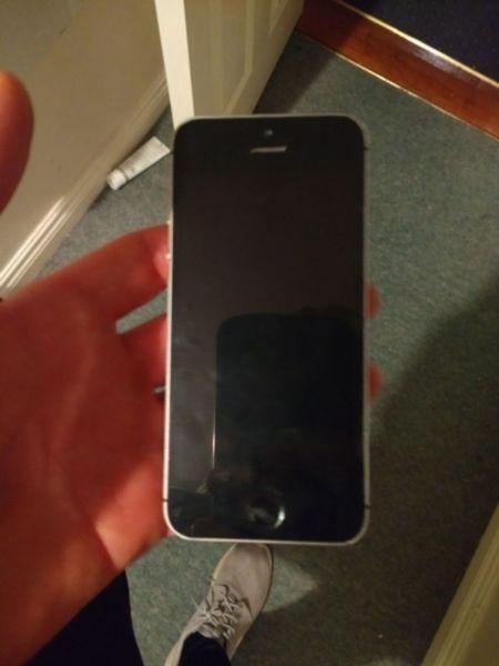Iphone 5s - Great Condition