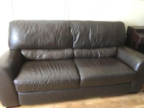 Italian leather couch in perfect condition