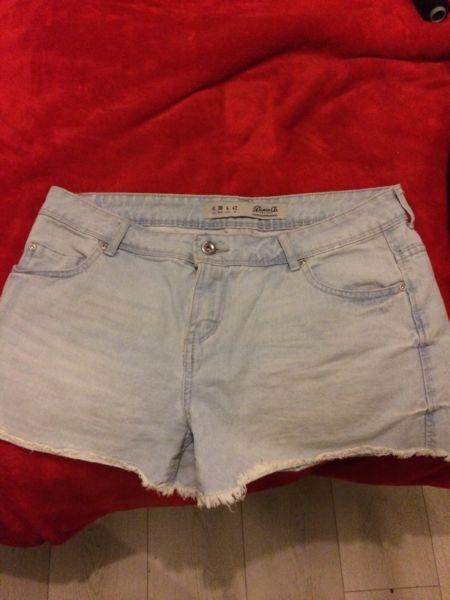 3 pairs of denim shorts