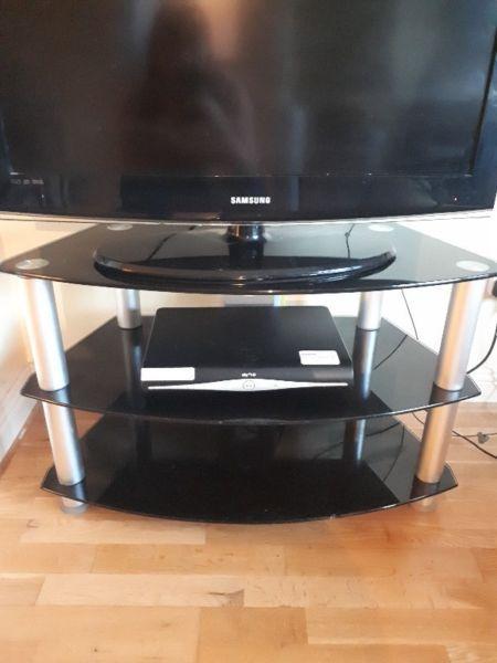 TV Stand and 42