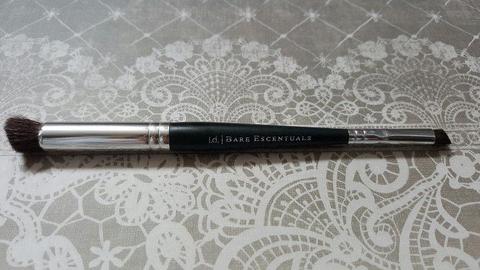 precision double ended eyeshadow brush