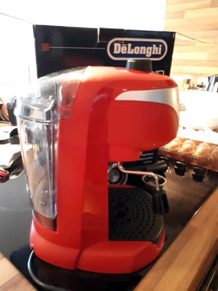 Coffee machine maker from Delonghi - Italy