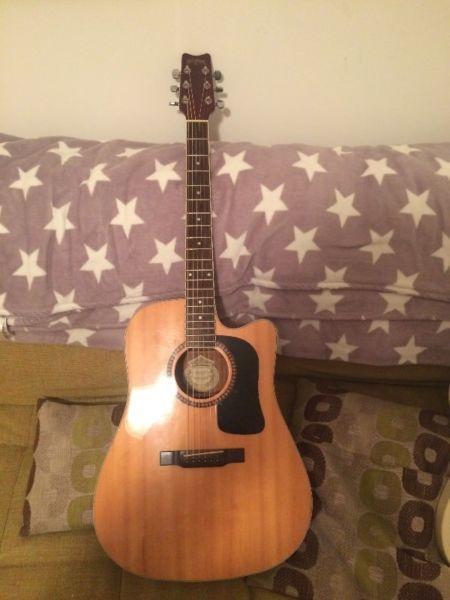 Washburn DC10SCE Acoustic/Electric guitar