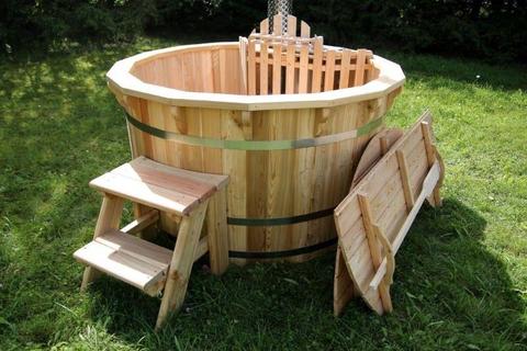 WOODEN HOT TUBS AND WOODEN BARREL AND POD SAUNAS FROM £1500 CONSTRUCTED AND DELIVERED