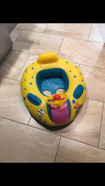 Inflatable baby boat