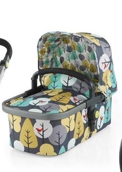 Cosatto Giggle 2 Carry Cot in Firebird