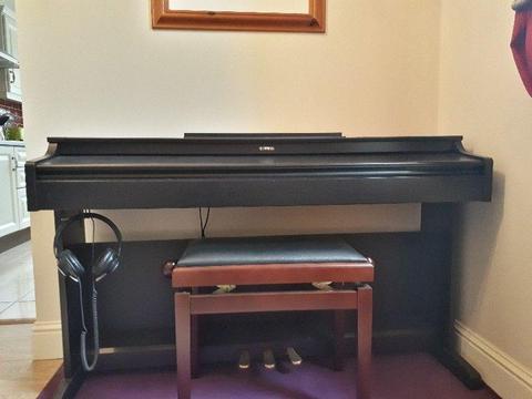 Yamaha Arius YDP-163R Digital Piano with Bench and Headphones FOR SALE
