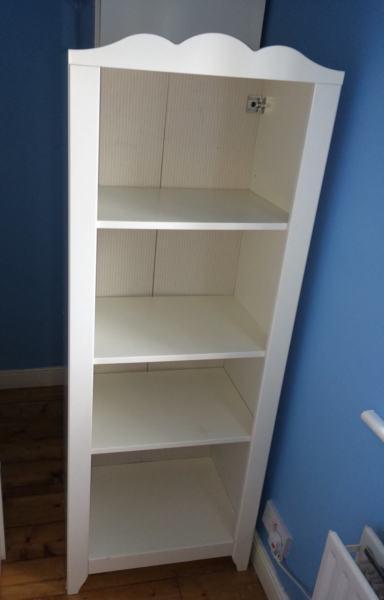 Ikea White Bedroom Shelves
