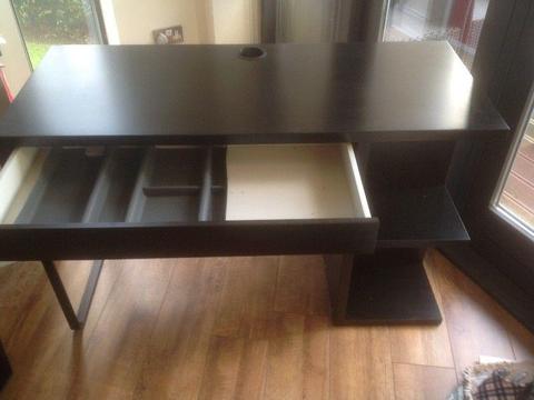 Computer desk with draw and 4 side shelves