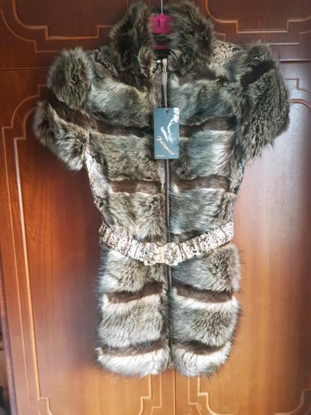 Brand new beautiful fur coat Sixe 12/14