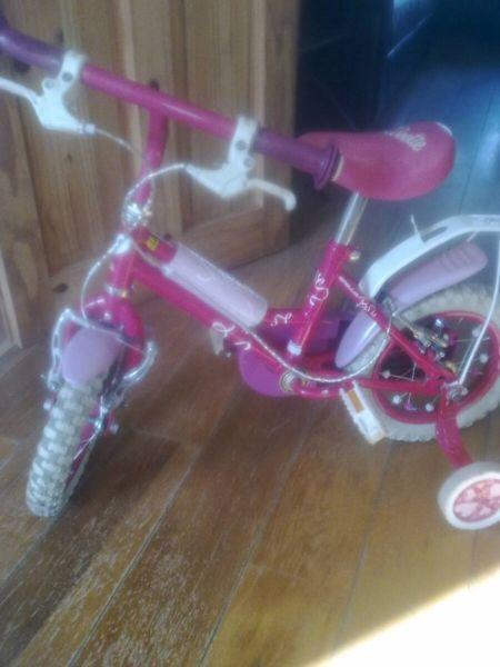 Little girls bike in great condition