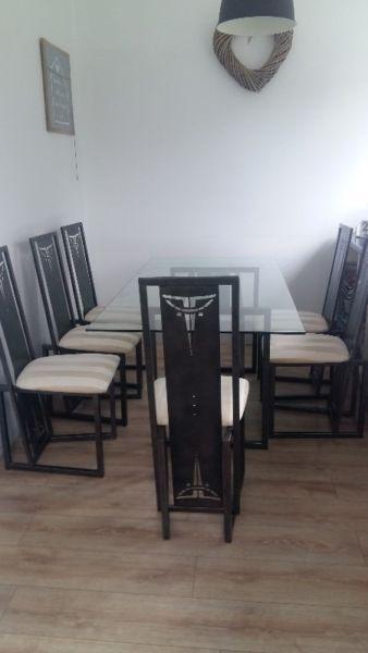 Dinning table & 6 Chairs