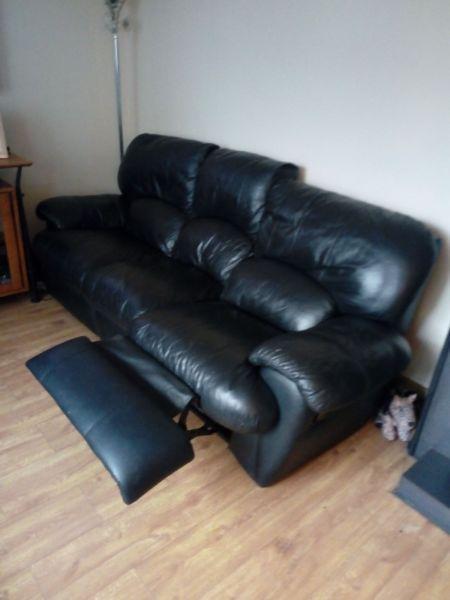 Blackleather 3seater.Harvey Norman 200e