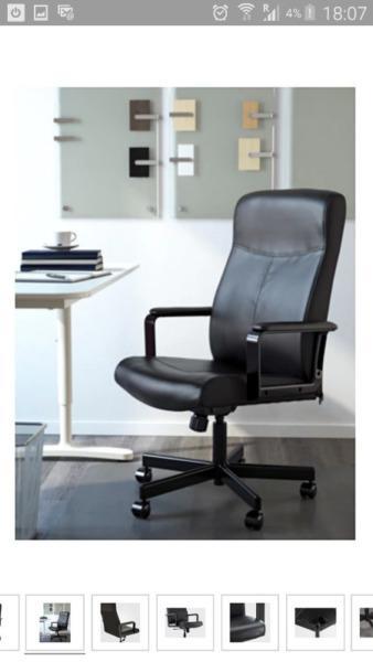 Imitation leather swivel office chair