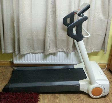 Reebok i run treadmill