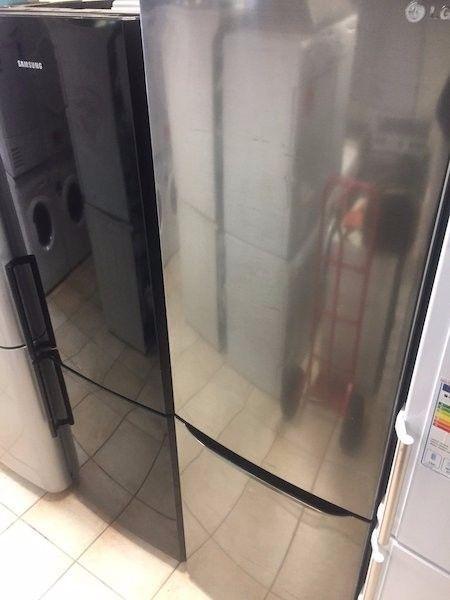 SILVER LG fridge freezer in fully working condition