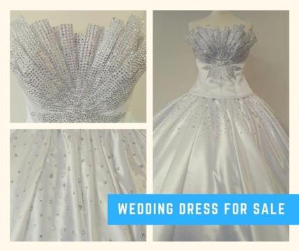 Big and brilliant wedding dress for sale! -50%