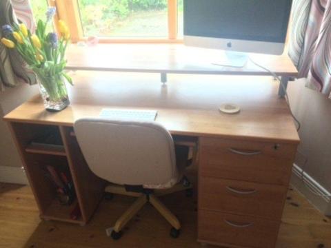 Computer desk perfect for office or study use