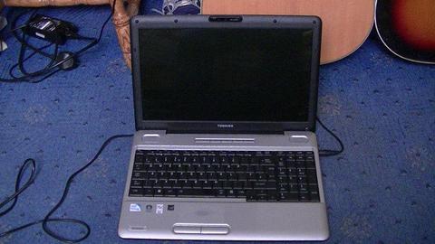 Toshiba Satellite L500-13V Laptop