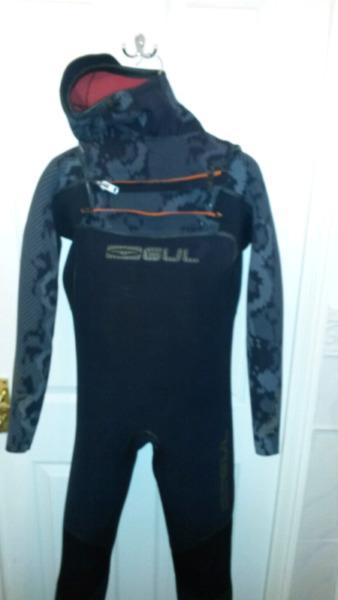 Gul winter wetsuit