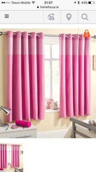Kids pink curtains