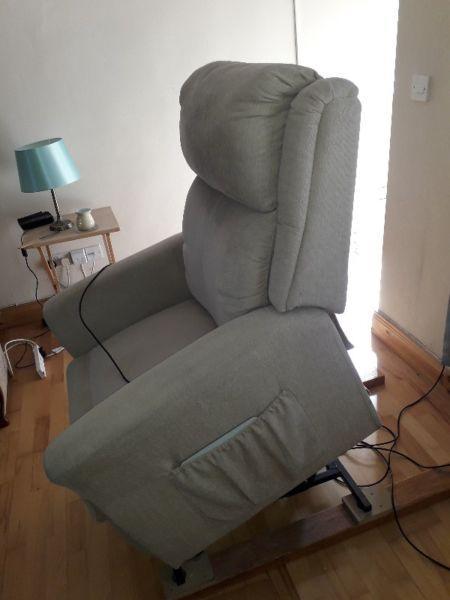 Riser Recliner chair