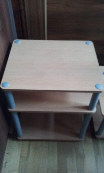 2 Small Table with Shelves