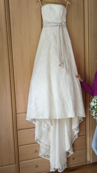 Sharon Hoey Lace Wedding Dress