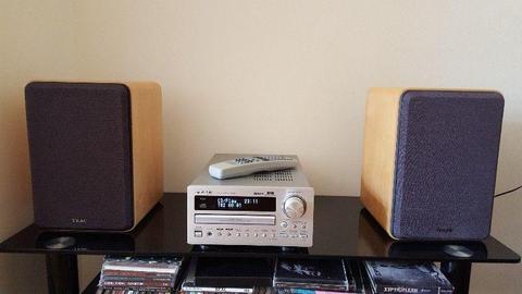 TEAC cd receiver cr-h250 with speakers