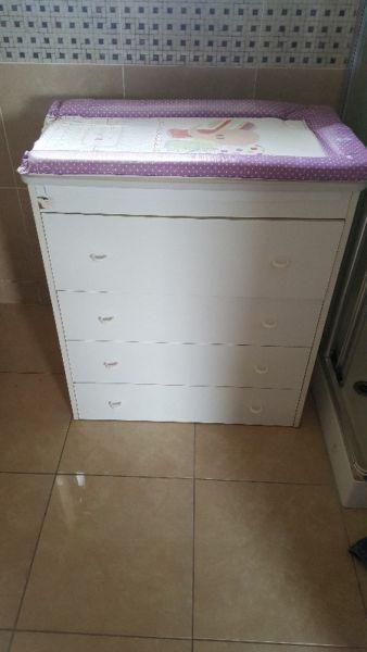 Baby Changing Unit with Bath