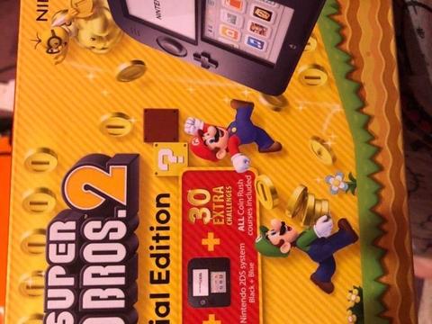 Nintendo 2ds (new one) super mario bros 2 edition