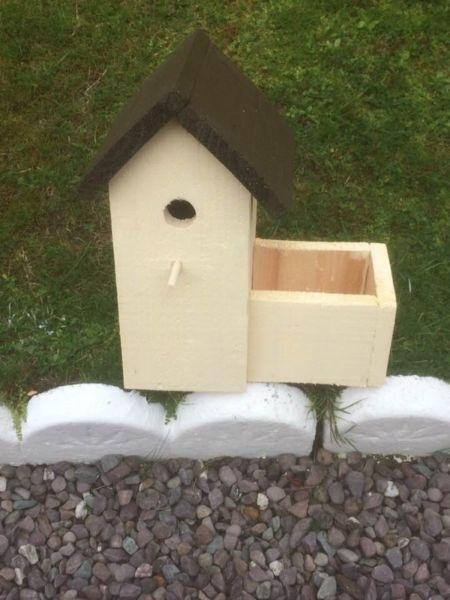 bird house with planter