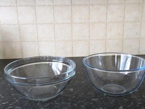 Glass bowls and Pyrex dish