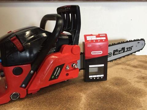Timberpro professional series 62cc chainsaw with 20” Oregon cutting gear