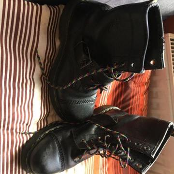 genuine doc martins boots