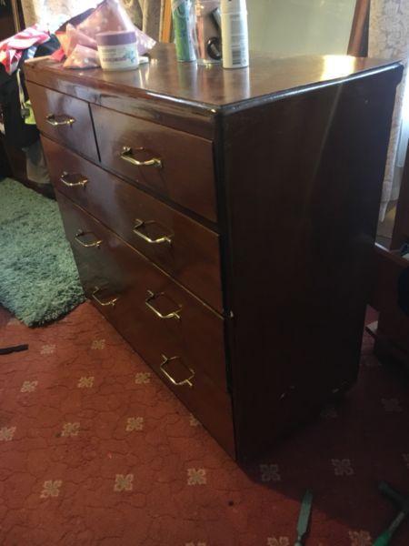 Antique chest of draw