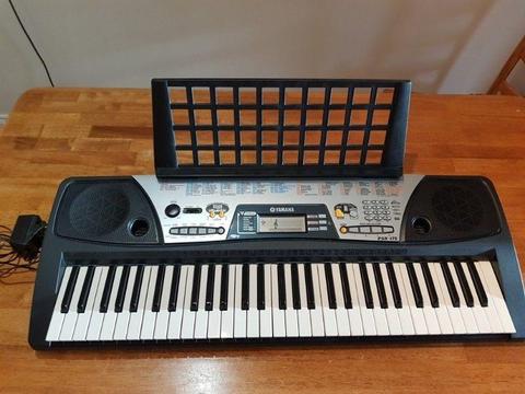 Used YAMAHA PSR-175 Music Keyboard