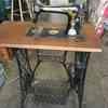 Singer Sewing Machine Antique 1910 with stand 